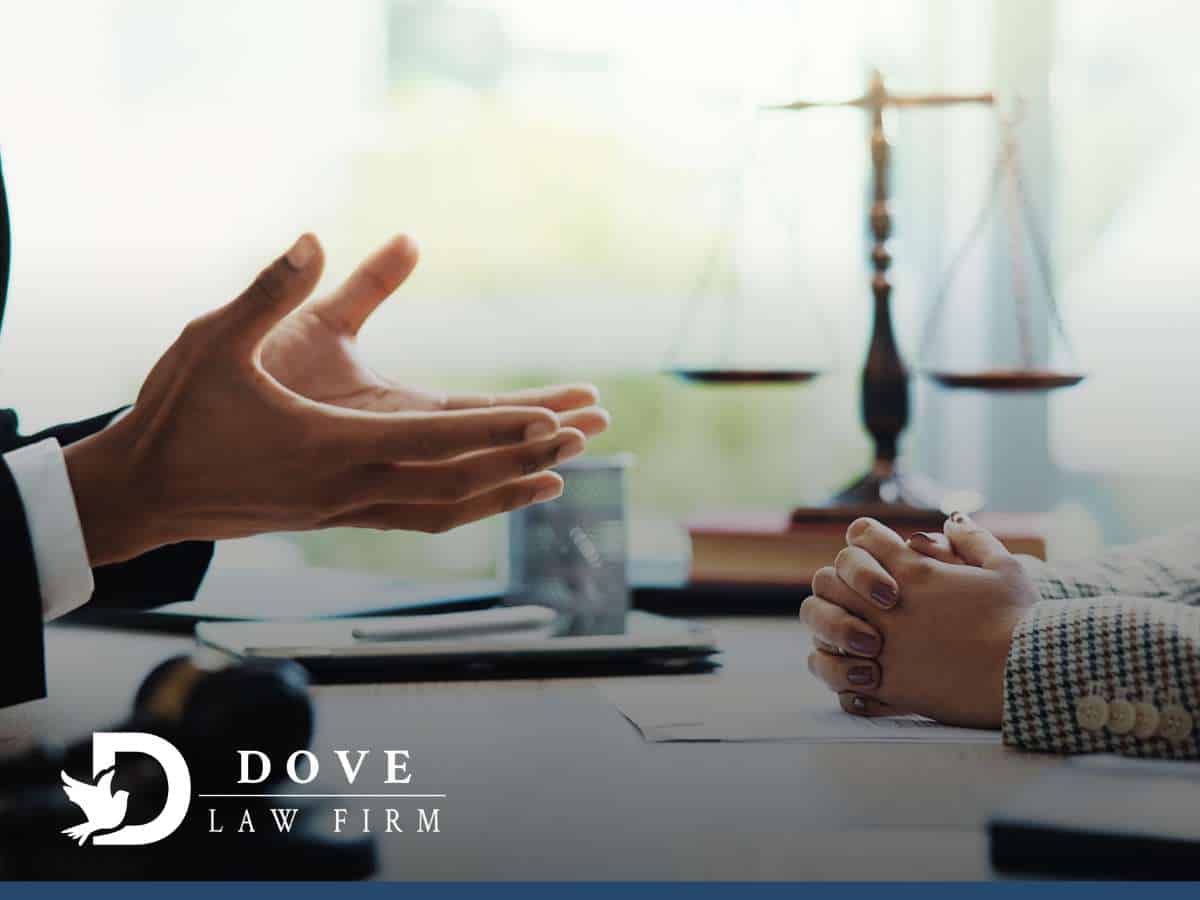Discussing Arizona Comparative Negligence Law with a client